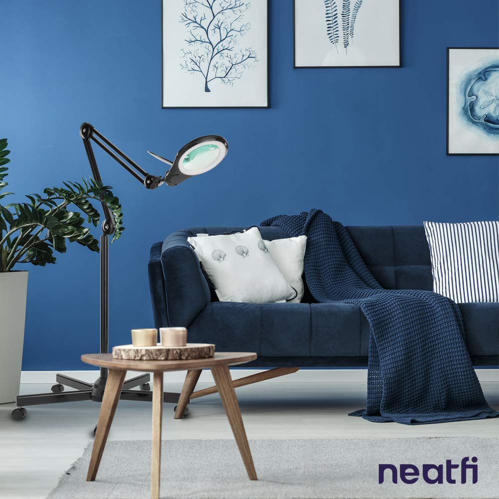 Neatfi LED-Lupen-Stehleuchte, 1.200 Lumen – 12,7 cm bifokale Glaslinse, doppelte Vergrößerung 2,25× + 6×, dimmbares | Verstellbarer Arm, rollbarer Standfuß | Lesen, Basteln & Nähen (Schwarz)