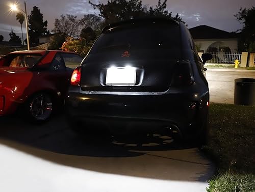 Miniatura 6 de iJDMTOY OEM-Fit 3 luces LED más brillantes de 8-SMD para placa de matrícula sin errores compatibles con Fiat 500, Maserati Levante; compatible con