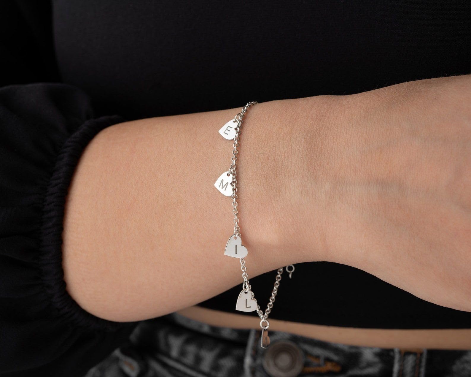 Personalizado corazón pulsera con inicial delicado personalizado letra Día de la Madre Navidad aniversario cumpleaños