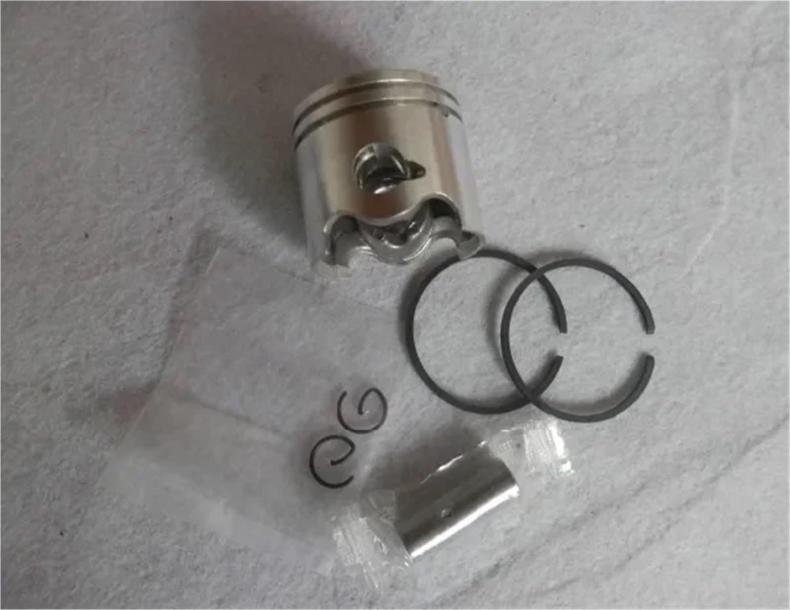 Kit pistón de 38 mm HUILA arregla fallos de compresión en desbrozadora FS200