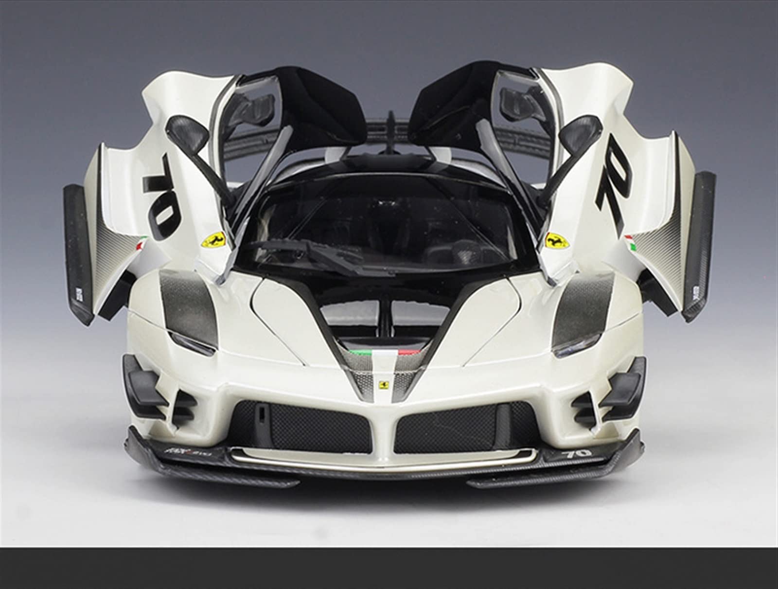 Amazon.co.jp: ミニカー スケールモデルカー 1/18 スケールカーモデル