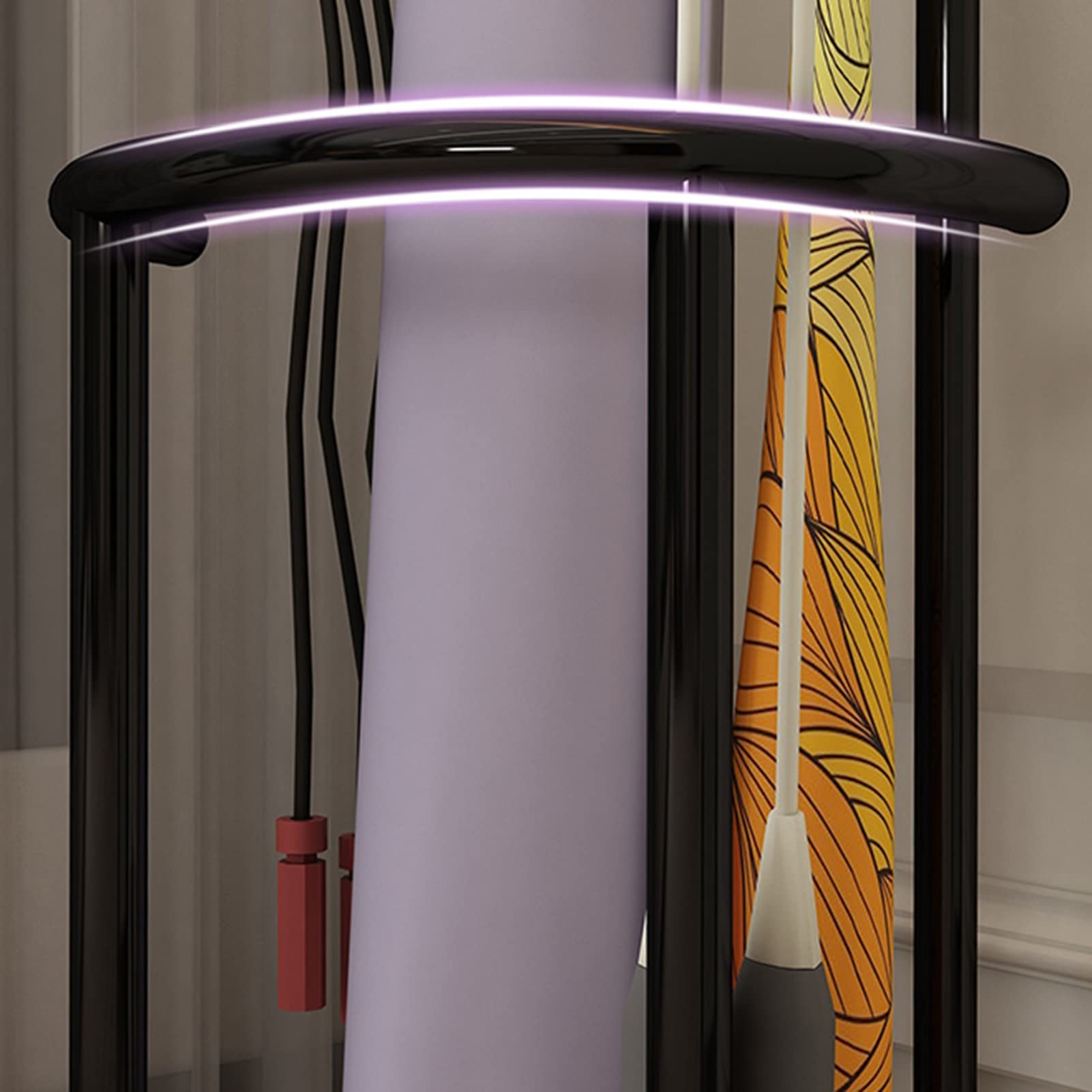 Soporte Vertical Redondo para Esterilla de Yoga con Base Estable, Cesta de Almacenamiento y organización para Gimnasio en casa, Soporte para Mancuernas, Pesas Rusas y Rod