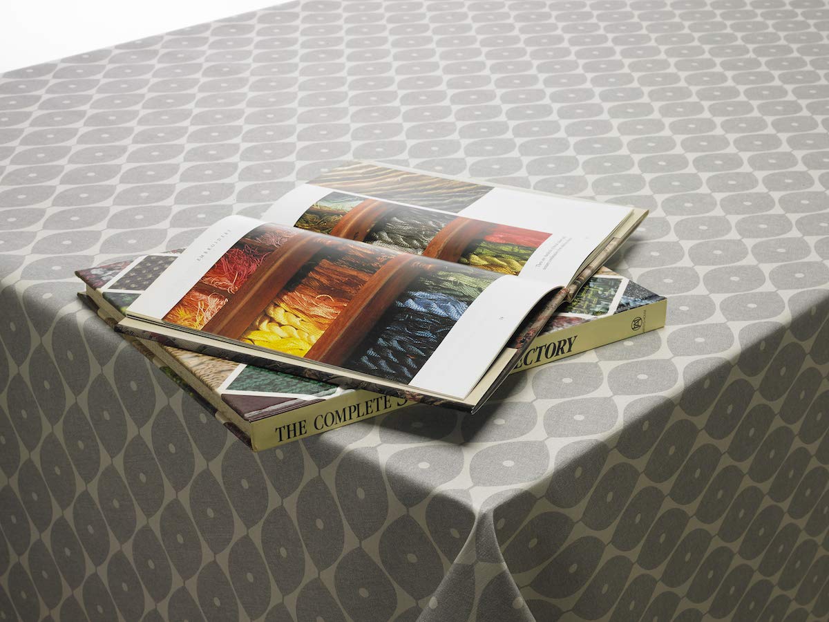 Jolee Tablecloths Grey Geometric Ovals Pvc Vinyl Jolee Fabrics Grey Wipe Clean Pvc Vinyl And Oilcloth Table Cloth - (, 140Cm X 240Cm (55" X 95") Rectangle)