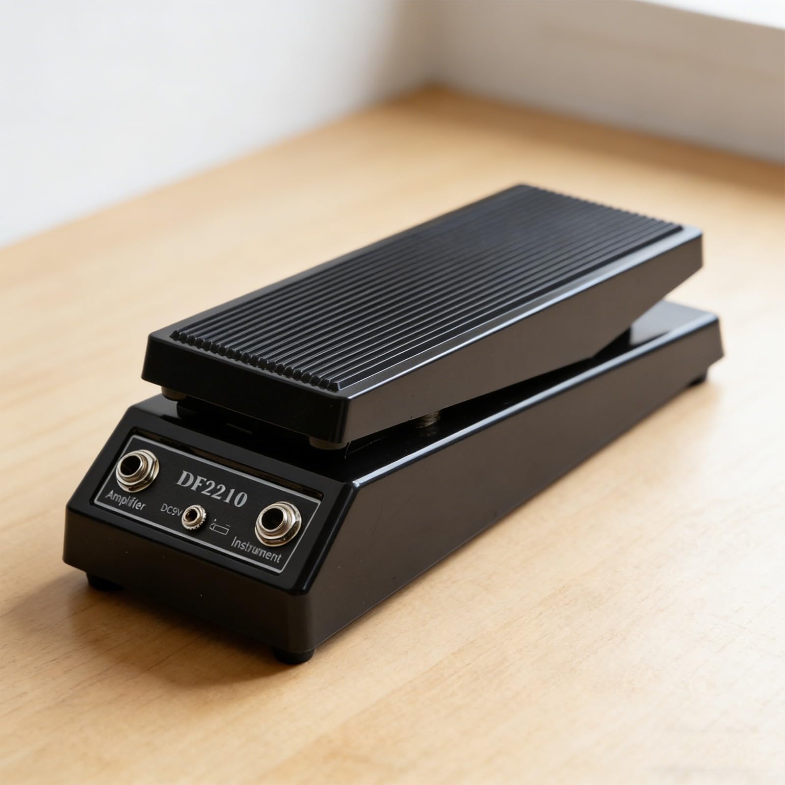 Pédale Wah Wah DF2210 - Effets rock classiques pour guitare électrique et basse - Contrôle de balayage fluide avec interrupteur marche/arrêt - Construction ABS durable - Noir