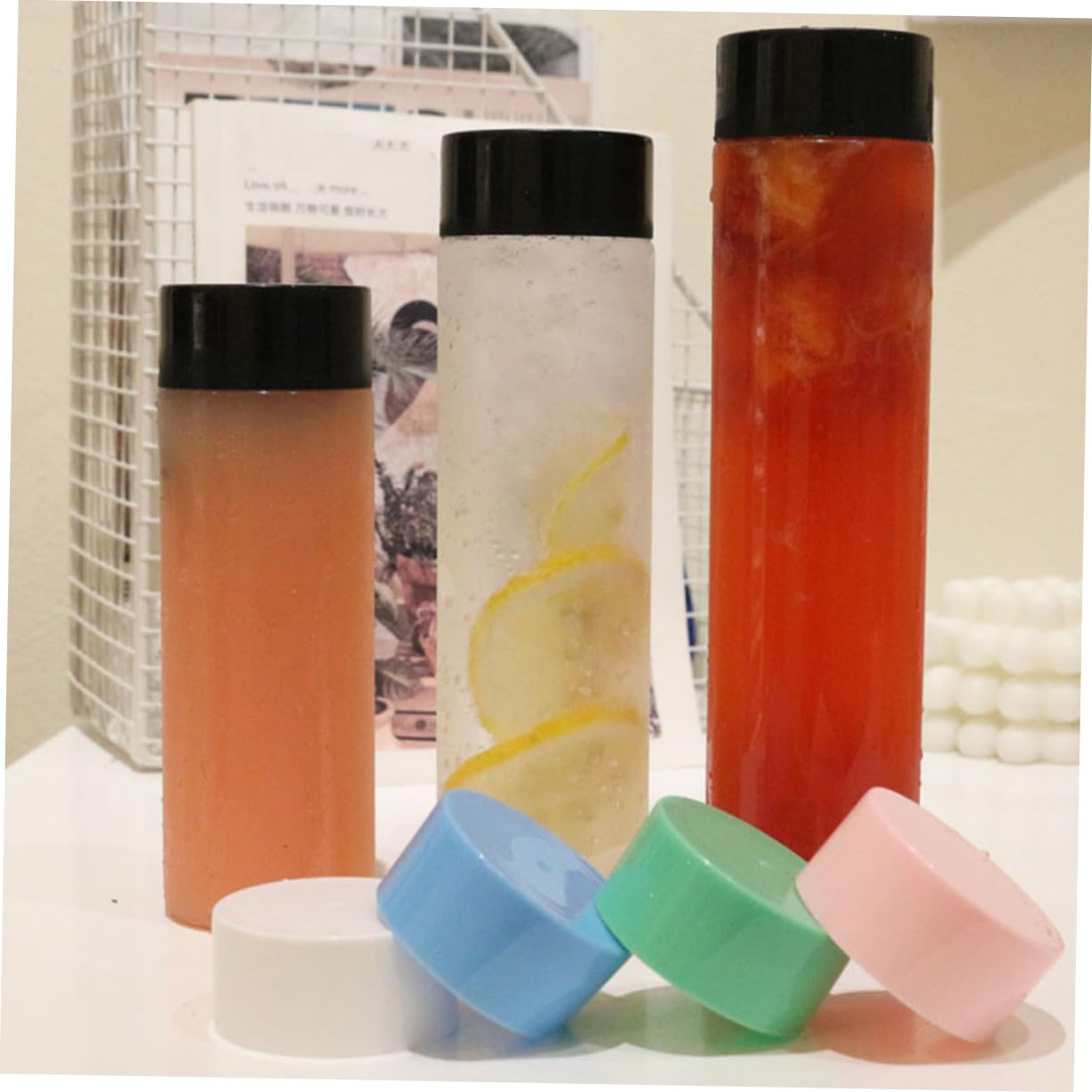 Garneck 10 Pack 400ml Round Plastic Water Bottles Black Lids for Tea Milk