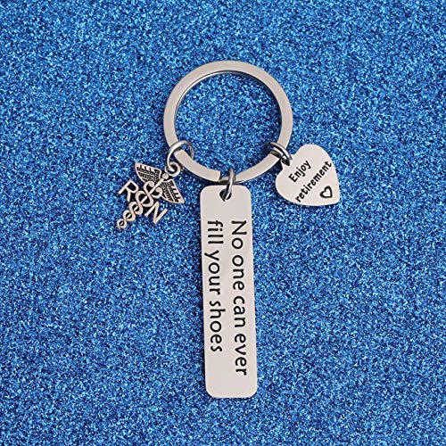 WUSUANED Registered Nurse Retirement Keychain Nurses Week Gifts No One Can Ever Fill Your Shoes Retirement Gift for Nurse RN4
