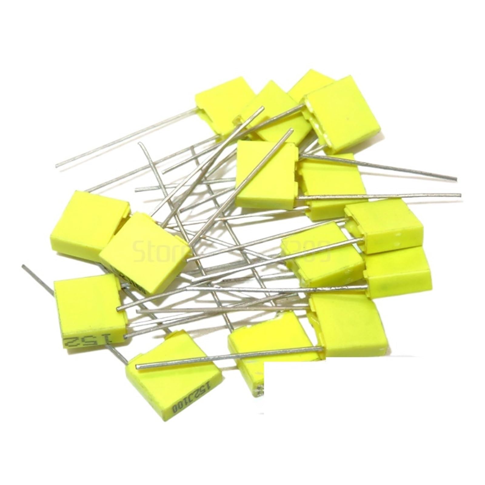 Condensateur à film plastique 15NF 153J 100V pas 5mm pour réparation électronique