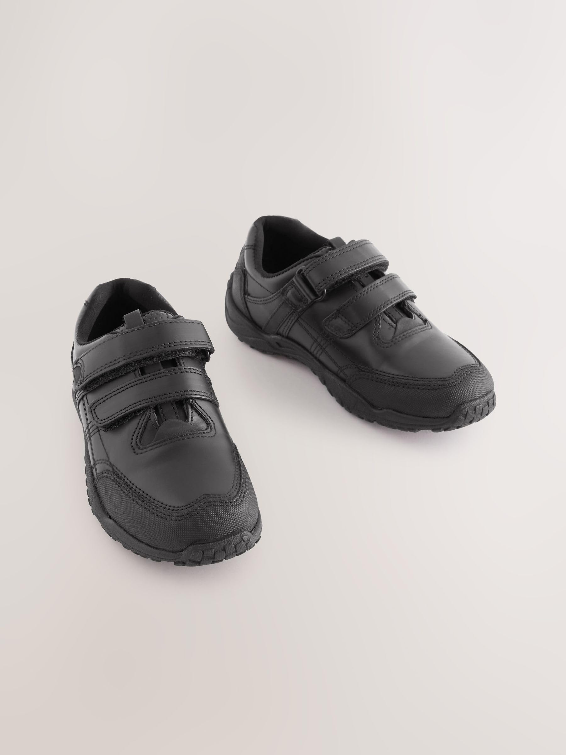 NEXT Niños Zapatos Escolares de Cuero con Cierre con un Toque