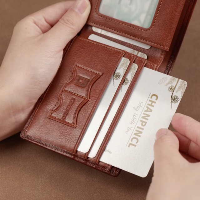 Amazon.com: CHANPINCL Mens Flipping ID Window Leather RFID