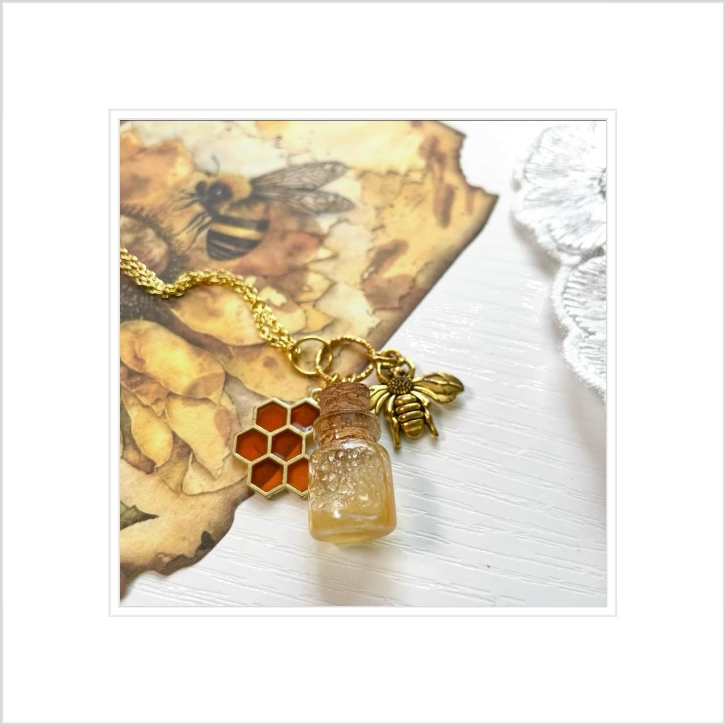 Organic Honey & Bee Necklaces Gifts for Women Teen Girls Mom, Dainty Gold Plated Jewelry Pendand Charms Birthday Anniversary Wedding Gift Valentines Mothers Day Best Mom Graduation (Real Honey)