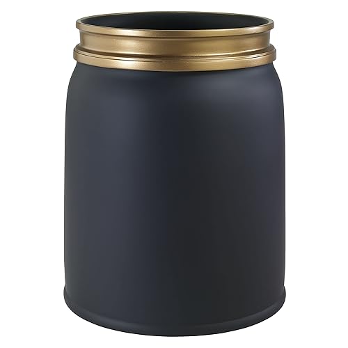 Avanti Linens - Cesta de basura, papelera decorativa, artículos esenciales para el baño de invitados, decoración moderna del hogar (colección