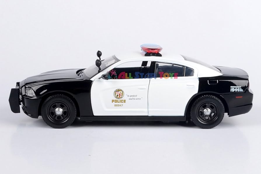 Amazon.com: Motormax 2011 Dodge Charger Police Pursuit LAPD