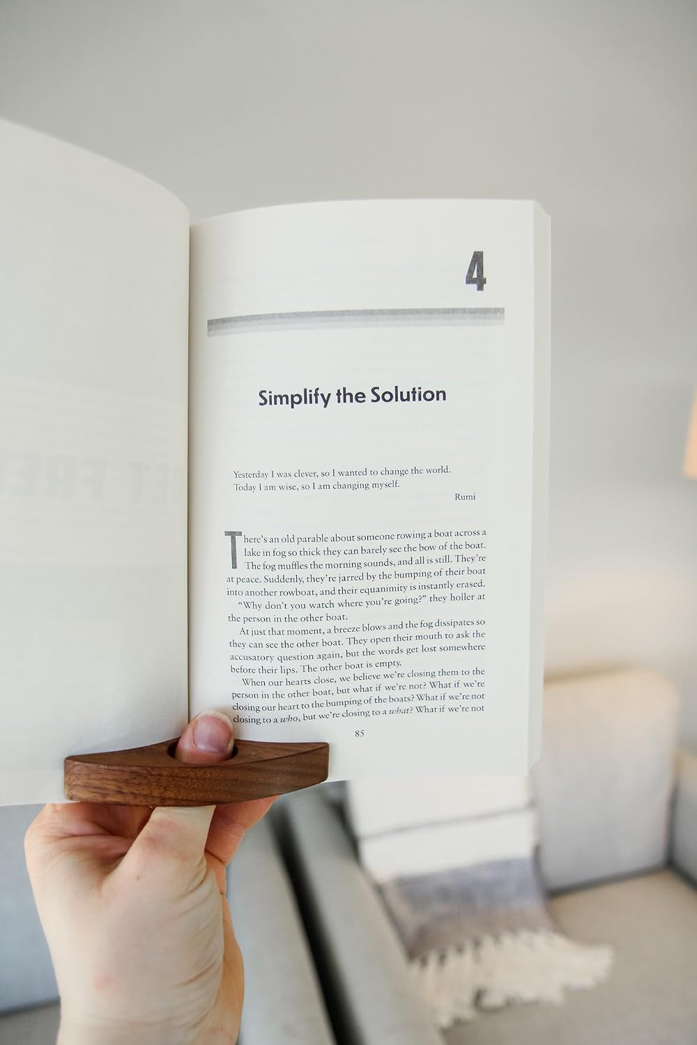 The Road Less Triggered: Turning Conflict into Connection with a Single Choice―The Self-Help Guide to Conflict-Proof Communication, Healthy Relationships & the Belonging You Seek