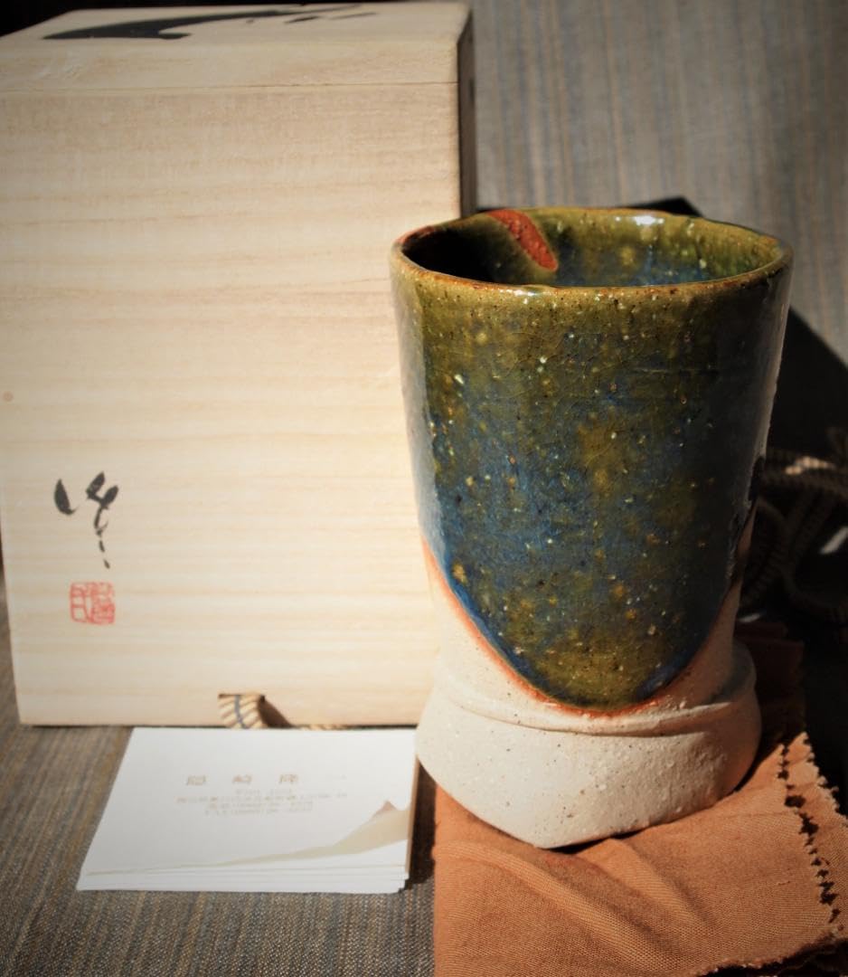 Artist: Ryuichi Kakisaki, Artist: Living National Treasure, Jun Isesaki, Oribe Sake Ware Box
