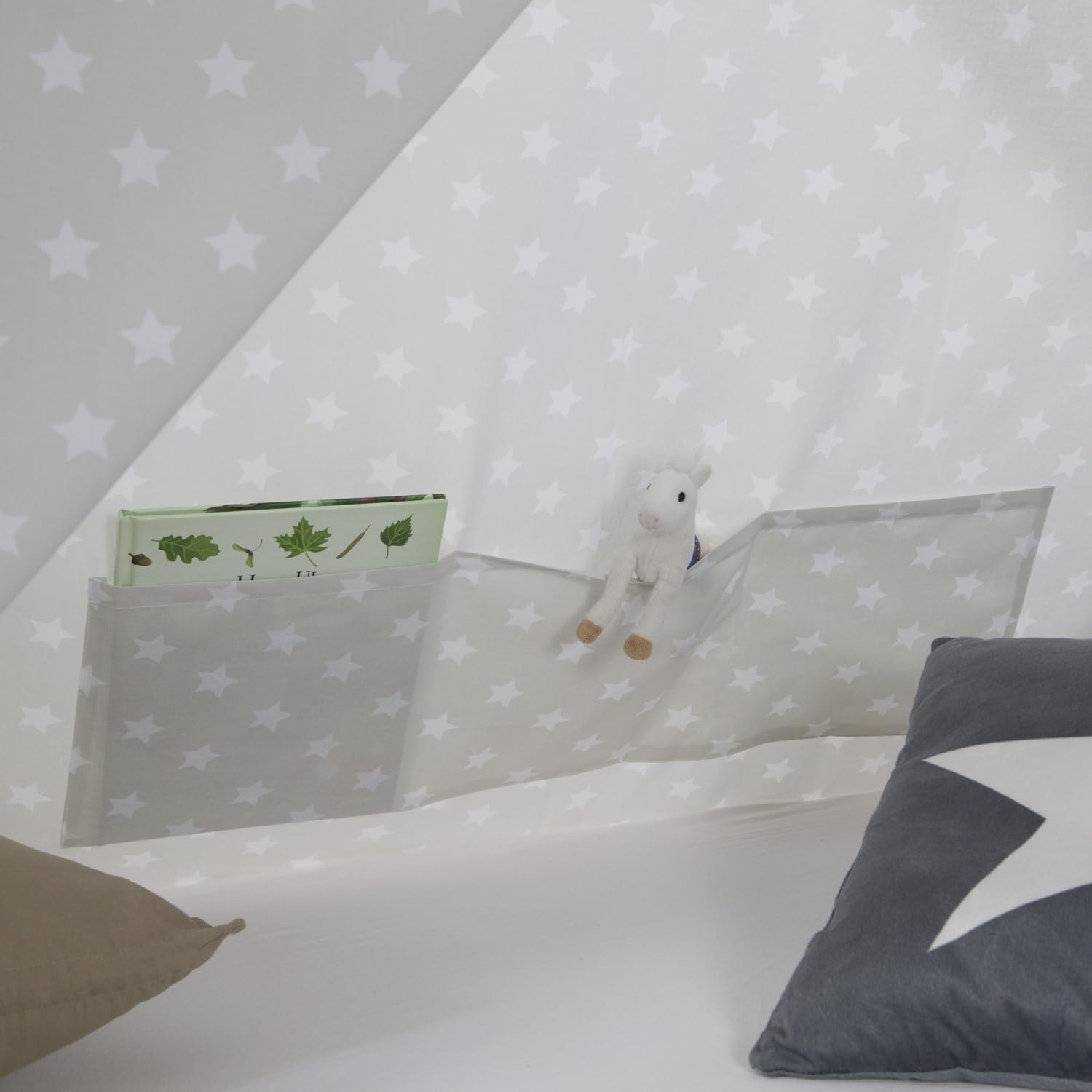 Homestyle4u Tipibett Kinderbett 90x200 Bodenbett mit Sternenzelt | Montessori Holzbett für Kinder, Kiefernholz weiß, abnehmbares Baumwollzelt grau mit Sternen, inkl. Lattenrost