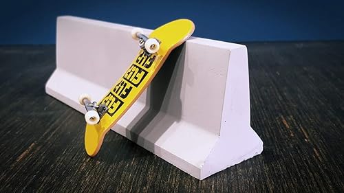 Miniatura 2 de Acacia Grove Jersey Barrera para Skatepark de Diapasón - Escala 1:12, Hecho de Hormigón