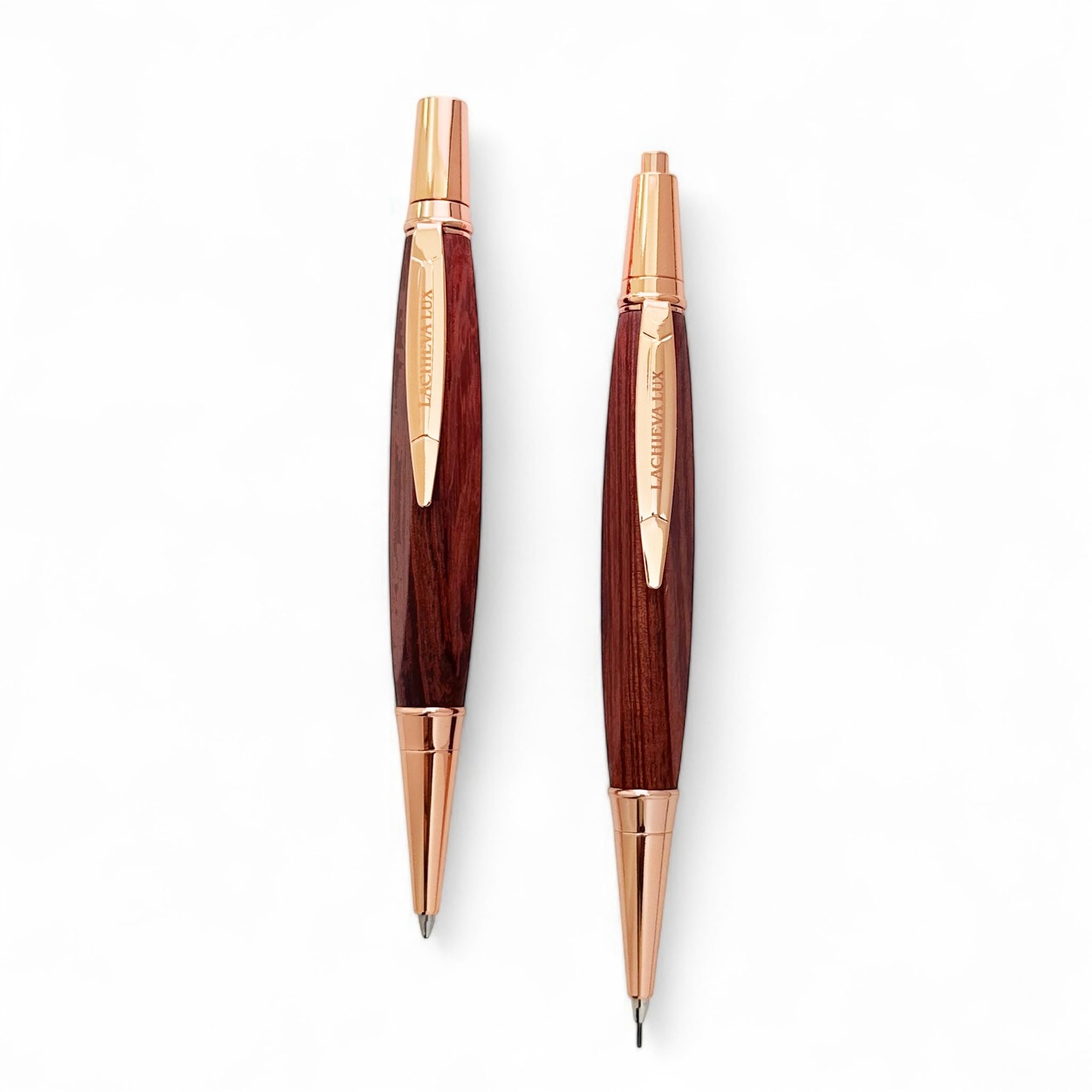 LACHIEVA LUX TriCraft - Set di penne e matite in palissandro, penna a sfera con impugnatura triangolare e portamine da 0,7 mm, finiture in oro rosa, set da scrittura con ricariche, mina e confezione