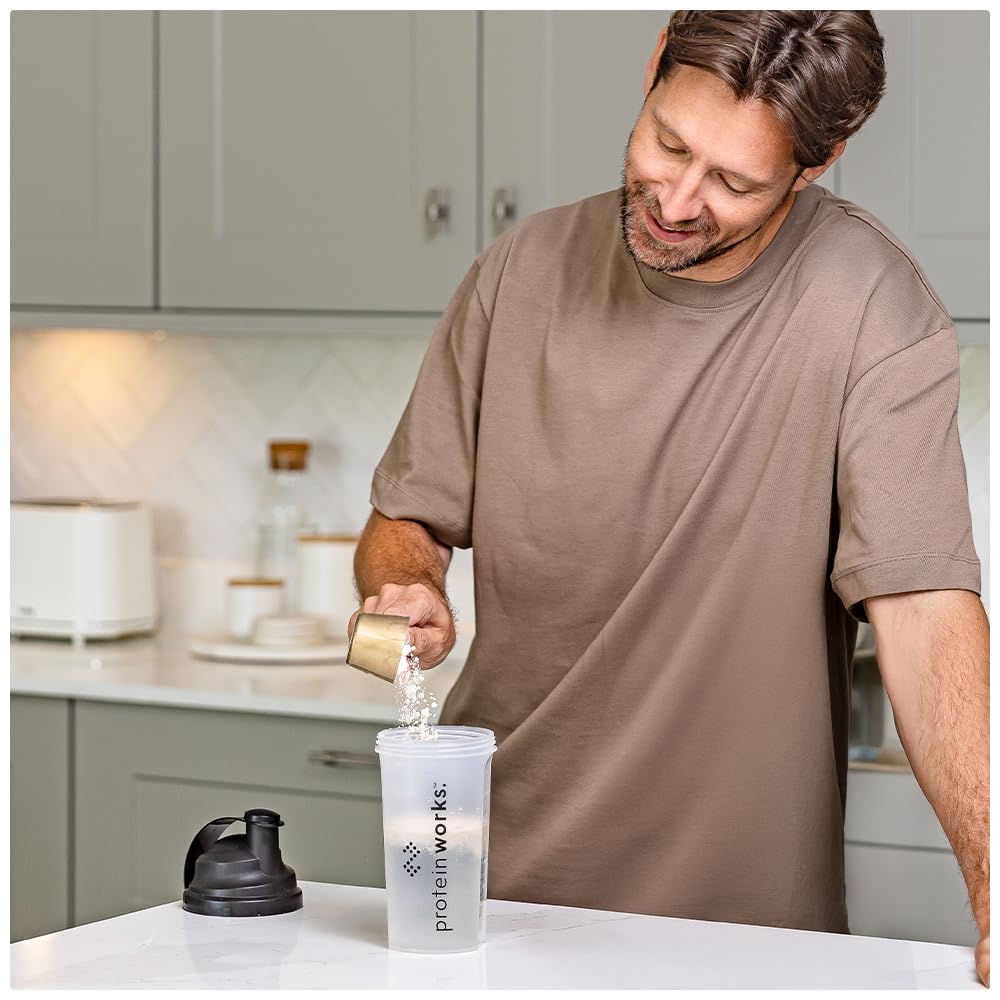 THE PROTEIN WORKS Matrix Massa Totale Extreme, Frullato di Proteine in Polvere Ipercalorico & Iperproteico, Per Aumentare di Peso, 8 Agitare, Caramello Salato Intenso, 2.12 kg