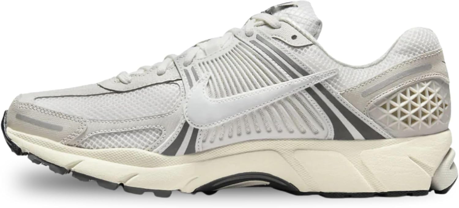 Nike Mens Nike Zoom Vomero 5
