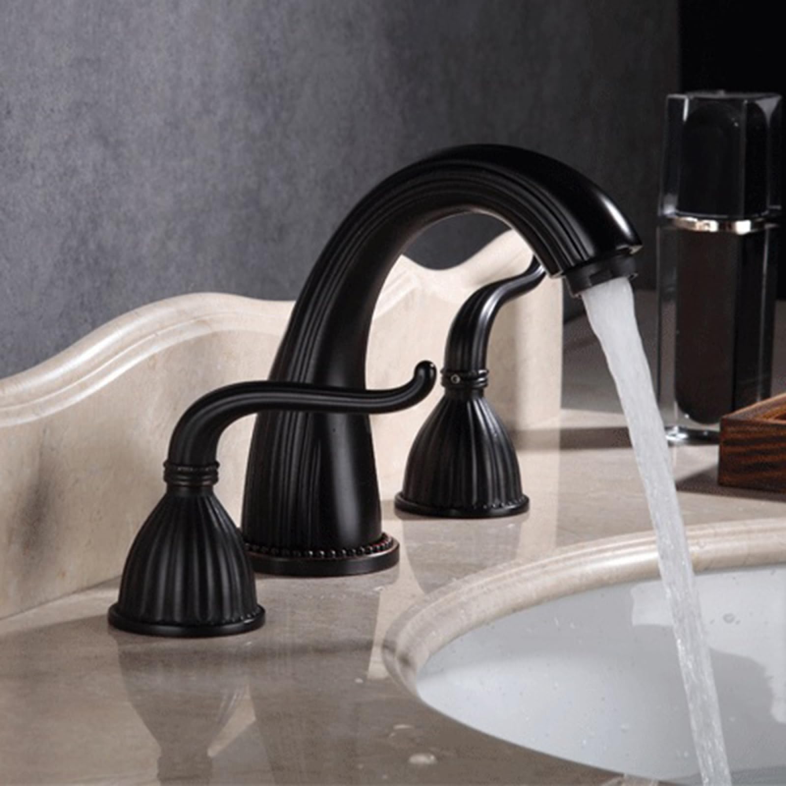 Robinet de lavabo de salle de bain 3 trous en laiton avec 2 poignées