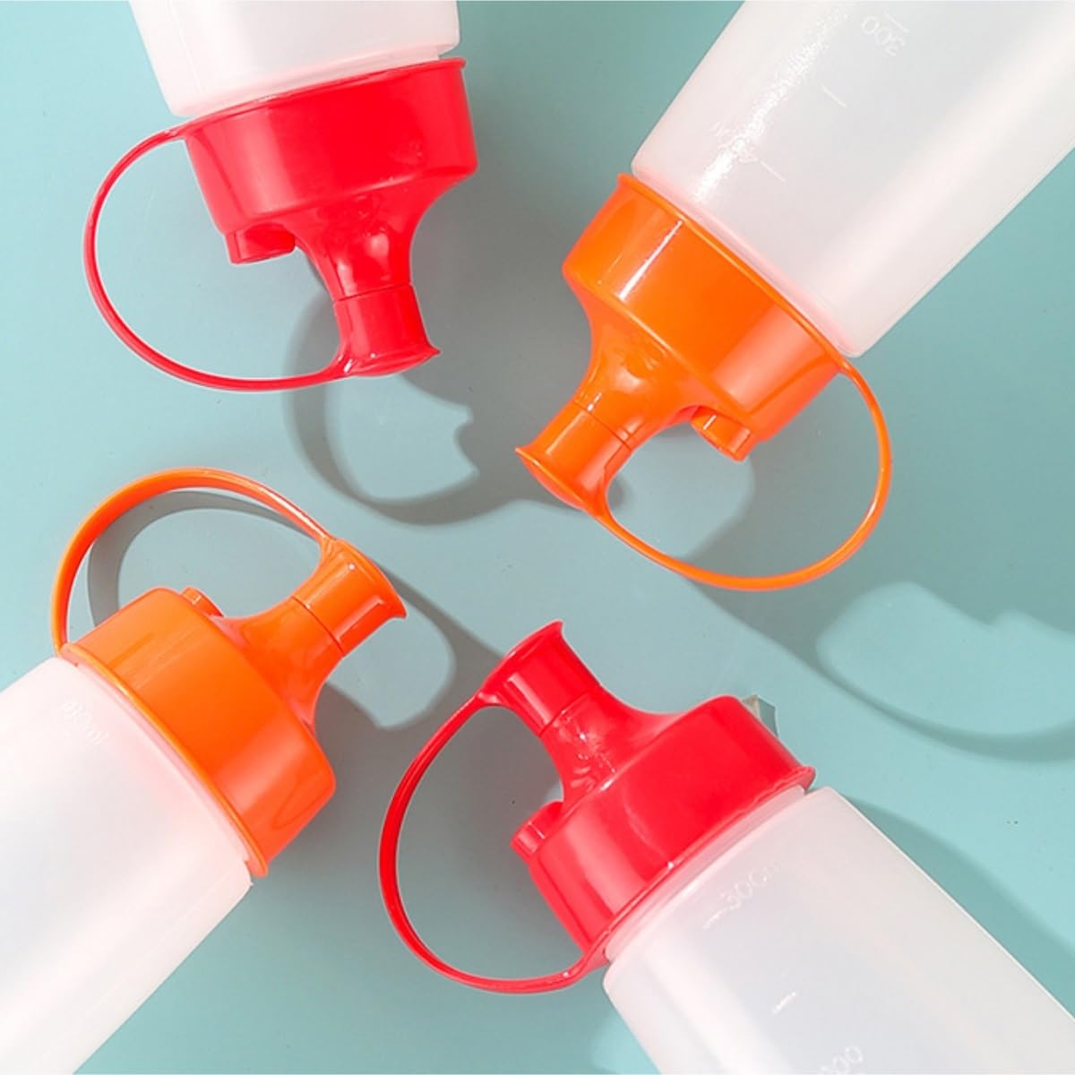 Quetschflasche Squeeze Flasche Saucenflasche, Gewürzflasche, Quetschflasche Aus Kunststoff, Tomatensaucen-Flüssigkeitsverteiler, 5-teiliges Set Saucenflasche(Rood,500ml)