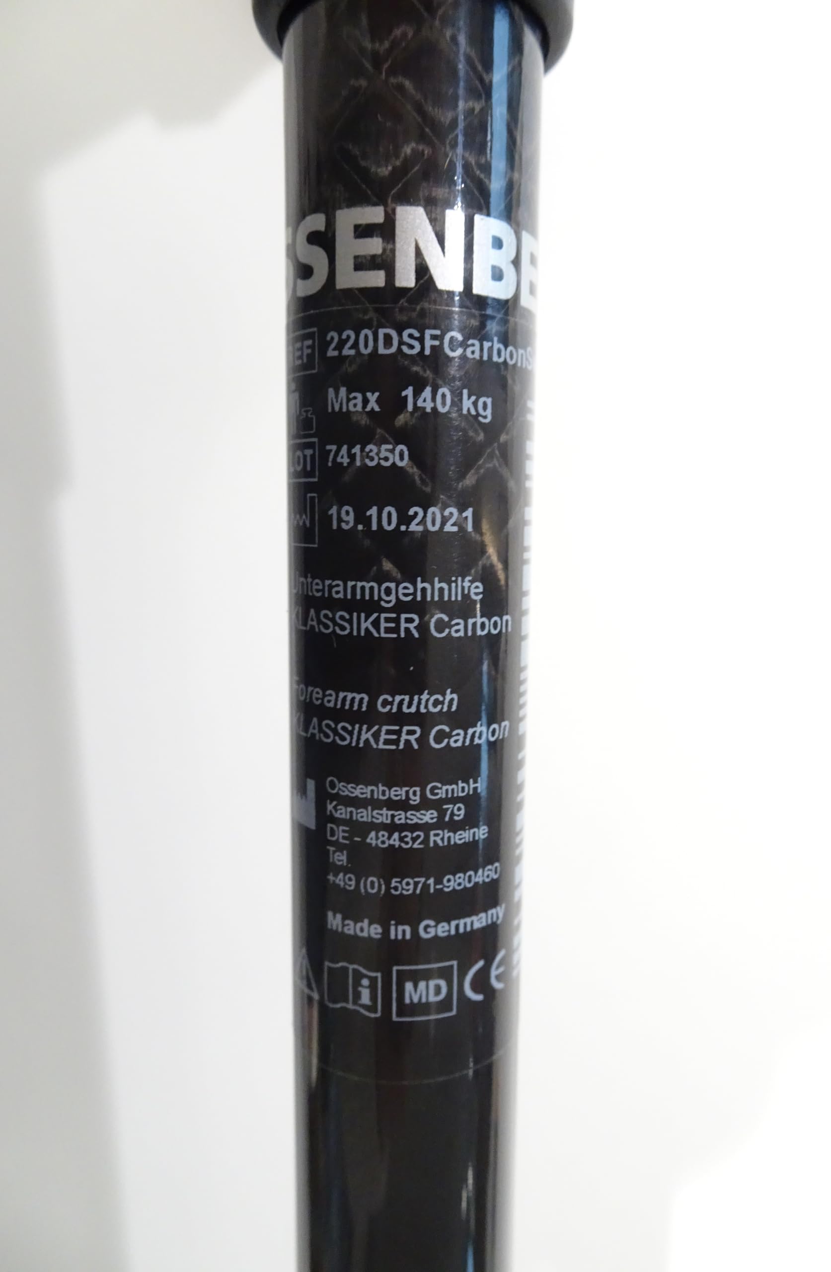 Ossenberg KLASSIKER aus Carbon in schwarz mit Ergo Softgriff inkl. SAFETY FOOT als Paar