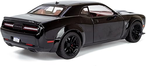 Miniatura 9 de All Star Toys 2018 Dodge Challenger SRT Hellcat Widebody Negro con Interior Rojo 124 Diecast Modelo Motormax 79350 Edición Exclusiva