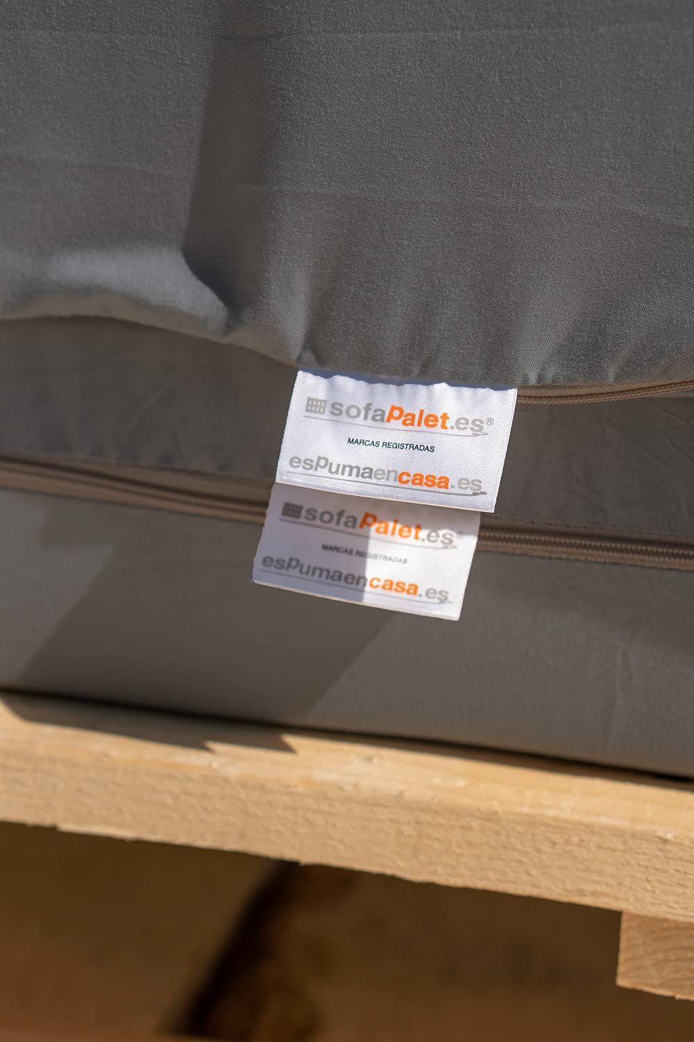 Asiento de Espuma para Sofá Palet - Microfibra Color Gris - Densidad es D25 Media-semidura - (Dimensiones 120x80x10 cms) - Ideales para Interior y Exterior, Chill out, terrazas, Piscinas.