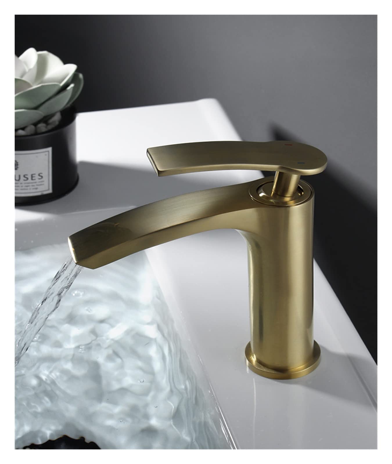 Robinet d'évier à levier unique pour salle de bain mitigeur court or