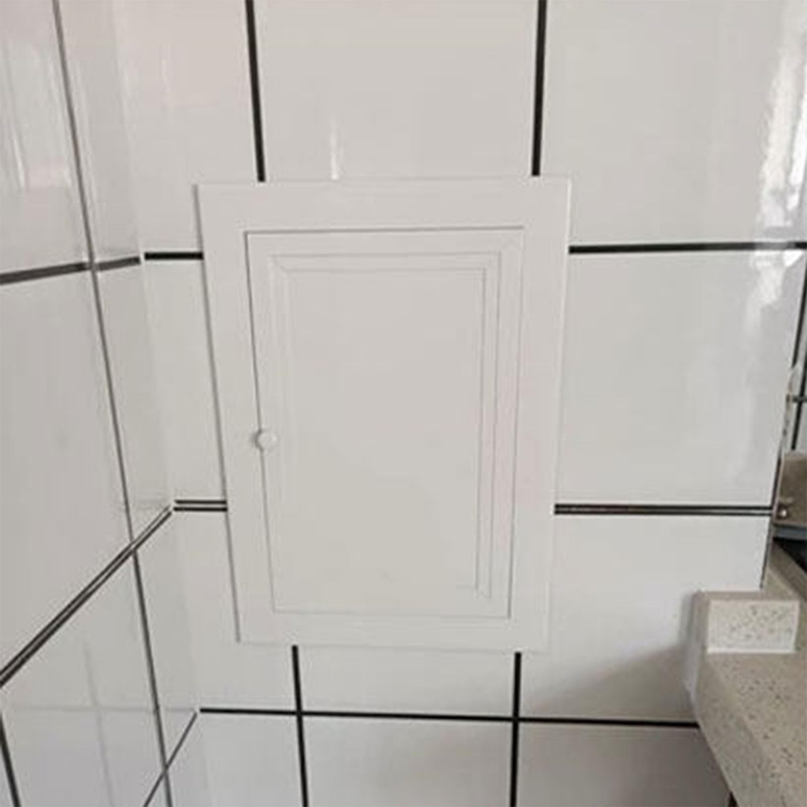 Trappe d'accès encastrée aluminium 14x24'' avec verrou à bouton rotatif et charnière
