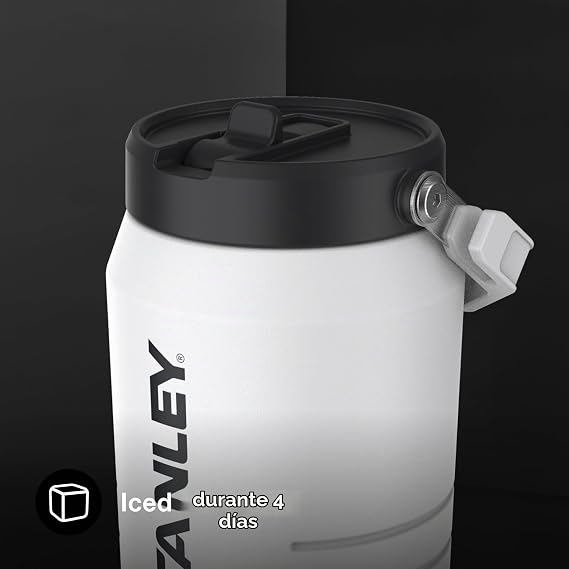 Stanley 1913 Iceflow Flip Straw 2.0 Jug 1.9L - Chalk