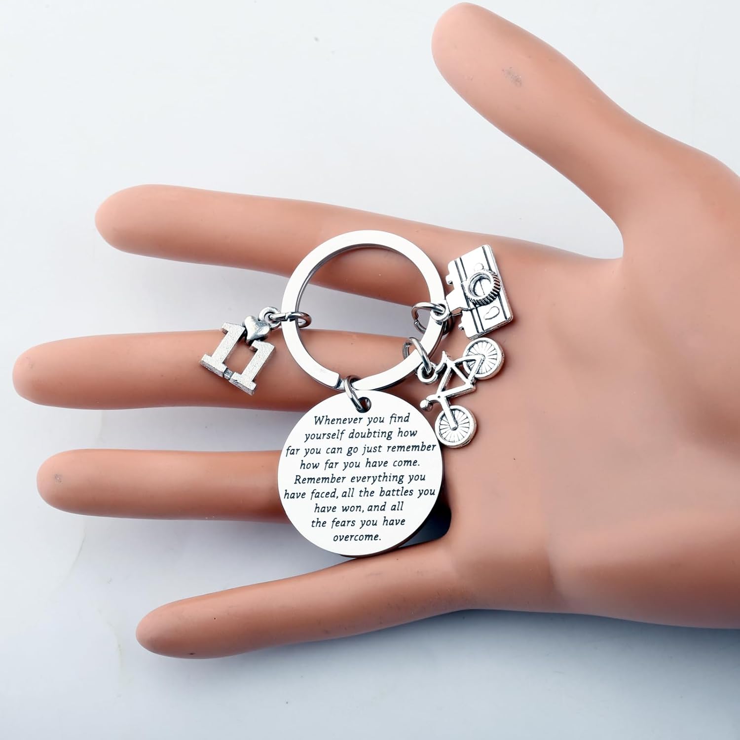 TVシリアルテーマギフトSTテレビ番組インスパイアイレブンラバーギフトキーリング STファンタジーショーラバーキーチェーン