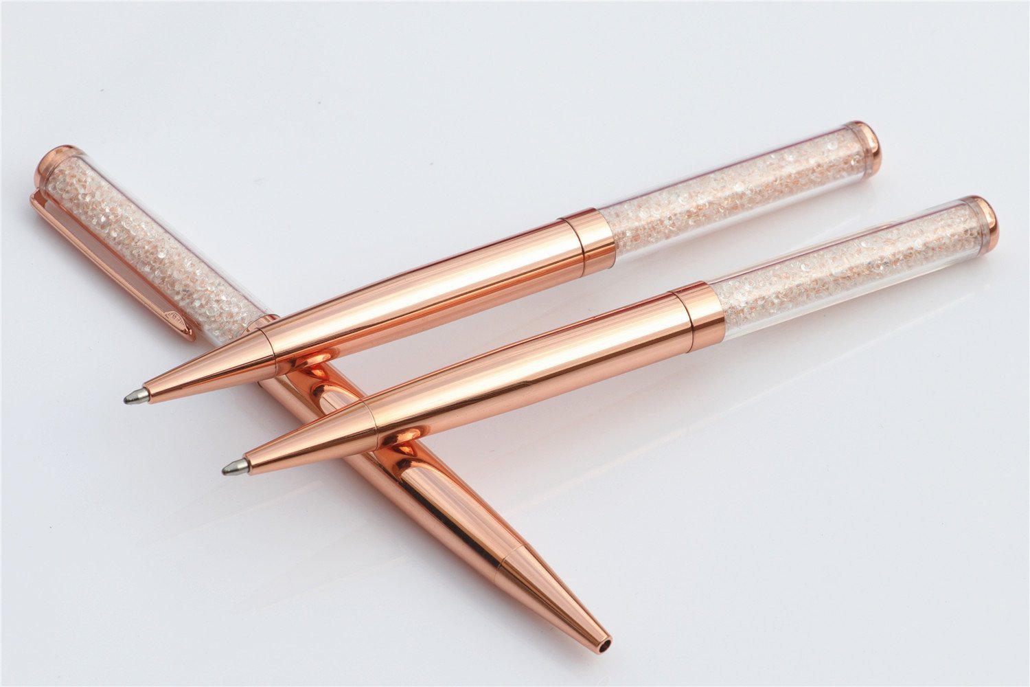 NEO+ Stylo à Bille de qualité avec Cristaux - Recharge ET Stylo Inclus