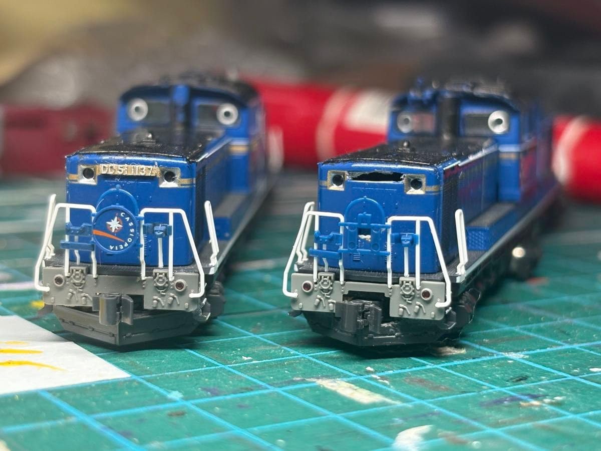 KATO 7008-Fと7008-2 DD51北斗星色新品，2025 KATO 7008-2 DD51 後期