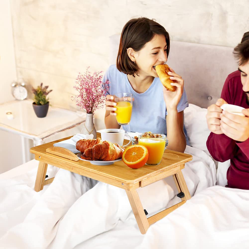 Supfine Table de Lit Pliante en Bambou, Plateau Réglable pour Ordinateur Portable, Plateau de Lit pour Petit Déjeuner avec Tiroir, Trous de Refroidissement (Boisée)