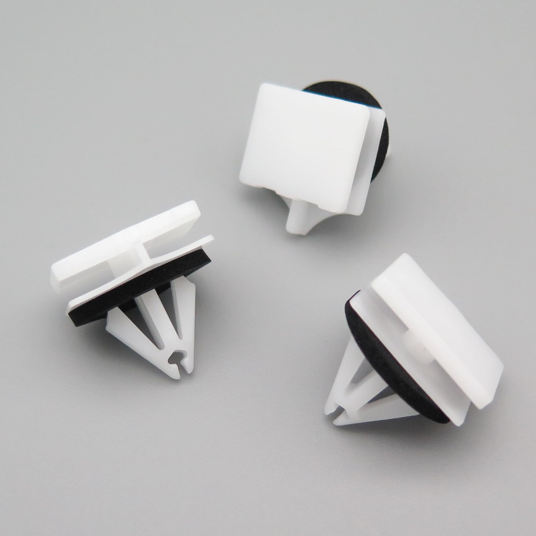 VVO Fasteners- Weiß Kunststoff-Clips. Seitenschweller, Schwellerverkleidung. Kompatibel mit einigen Ford Mondeo, (Packung mit 10 Clips)
