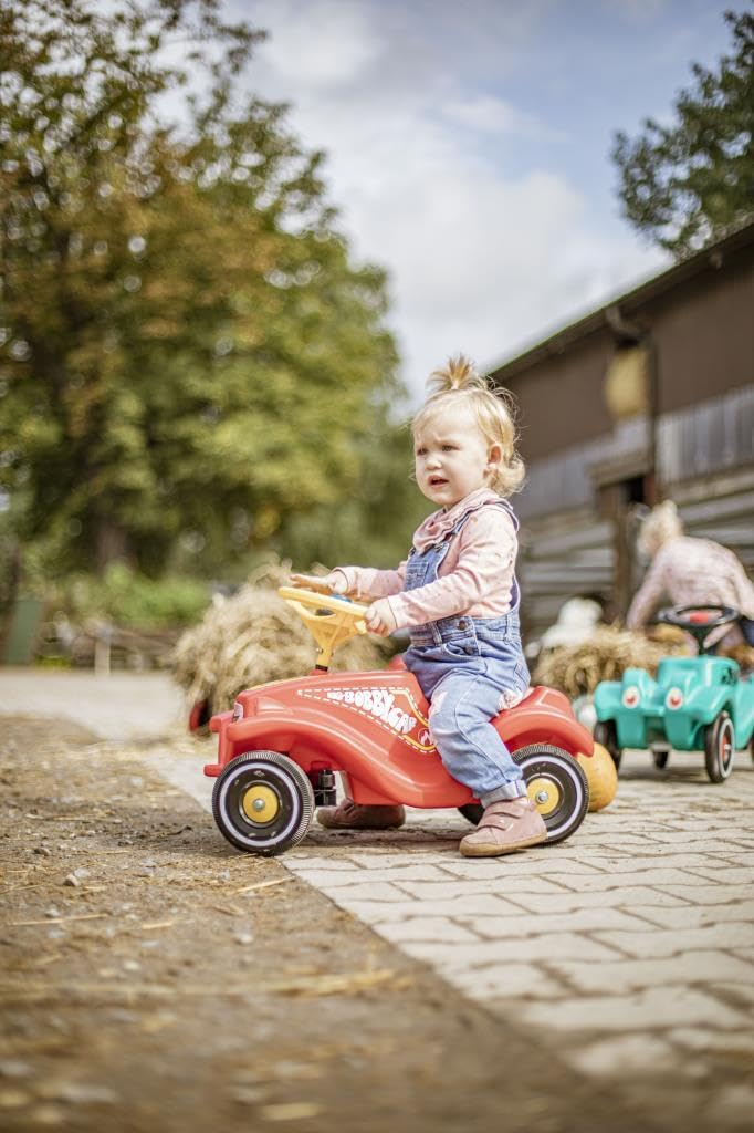 BIG-Bobby-Car-Classic Vigili del fuoco per bambini con adesivi in design pompiere, per ragazzi e ragazze, portata fino a 50 kg, veicolo antiscivolo per bambini a partire da 1 anno, Eor