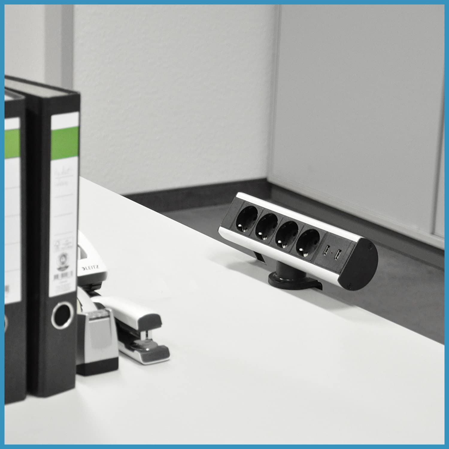 Regletas con USB, Enchufes Multiple con 2 Puertos USB 2.4, 4 enchufes alemanes, Conector alemán, Cable de 1,5 m, Abrazadera de Montaje, Apto para oficinas, Salas de reuniones EL10204U