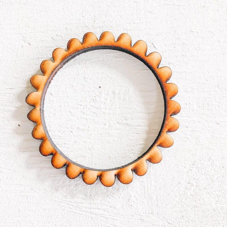 American Elm Scallop Circle Weaving Looms Set of 5 Wooden Hoops for Fiber Arts, Yarn Craft. 3