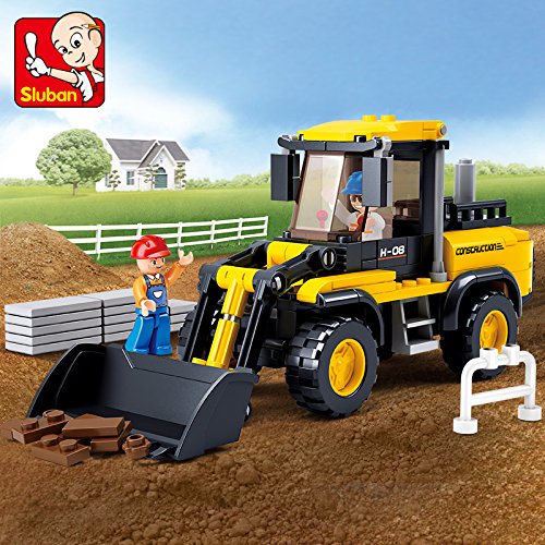 Sluban M38-B0538 Forklift Truck on a construction site diorama
