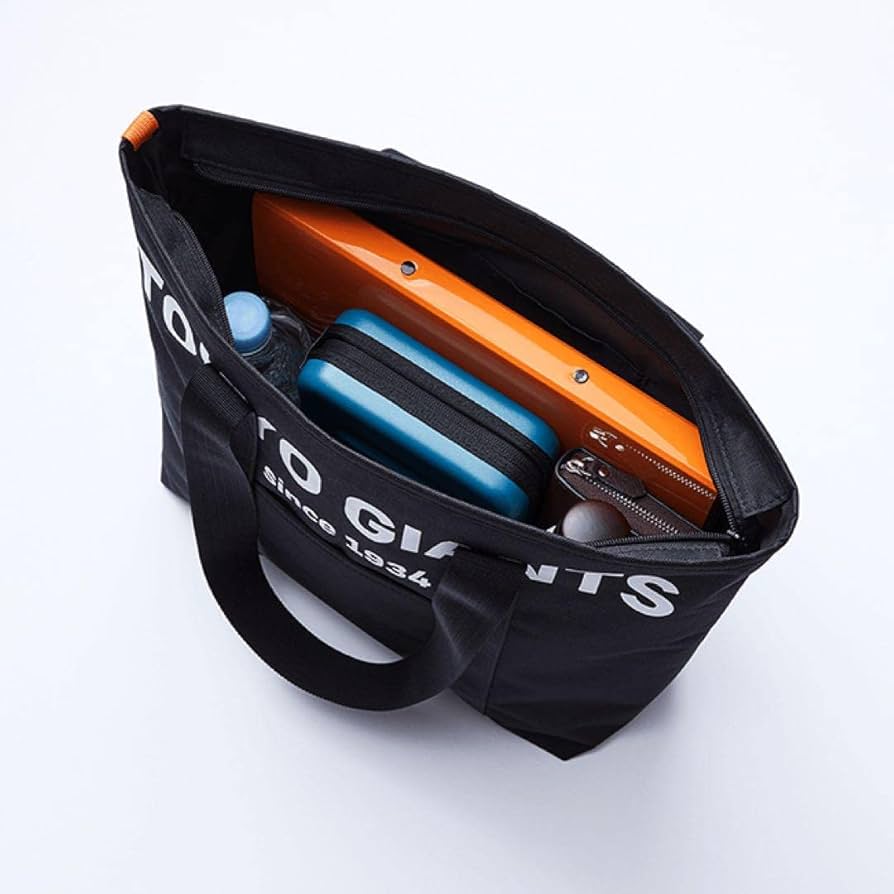 読売ジャイアンツ　トートバッグ　ファンクラブ　2025 新品】2025年 読売ジャイアンツ ファンクラブ 立体ポケット