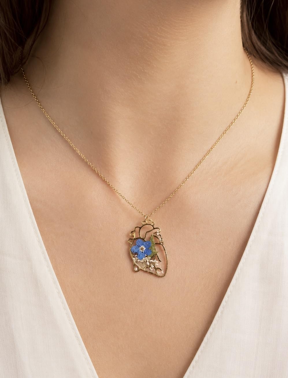 BeFloral Collana Cuore Anatomico in Acciaio Oro con Fiori Veri Non Ti Scordar di Me e Resina Ciondolo Artigianale Elegante Catena Regolabile Donna Regalo Compleanno San Valentino Anniversario per Lei