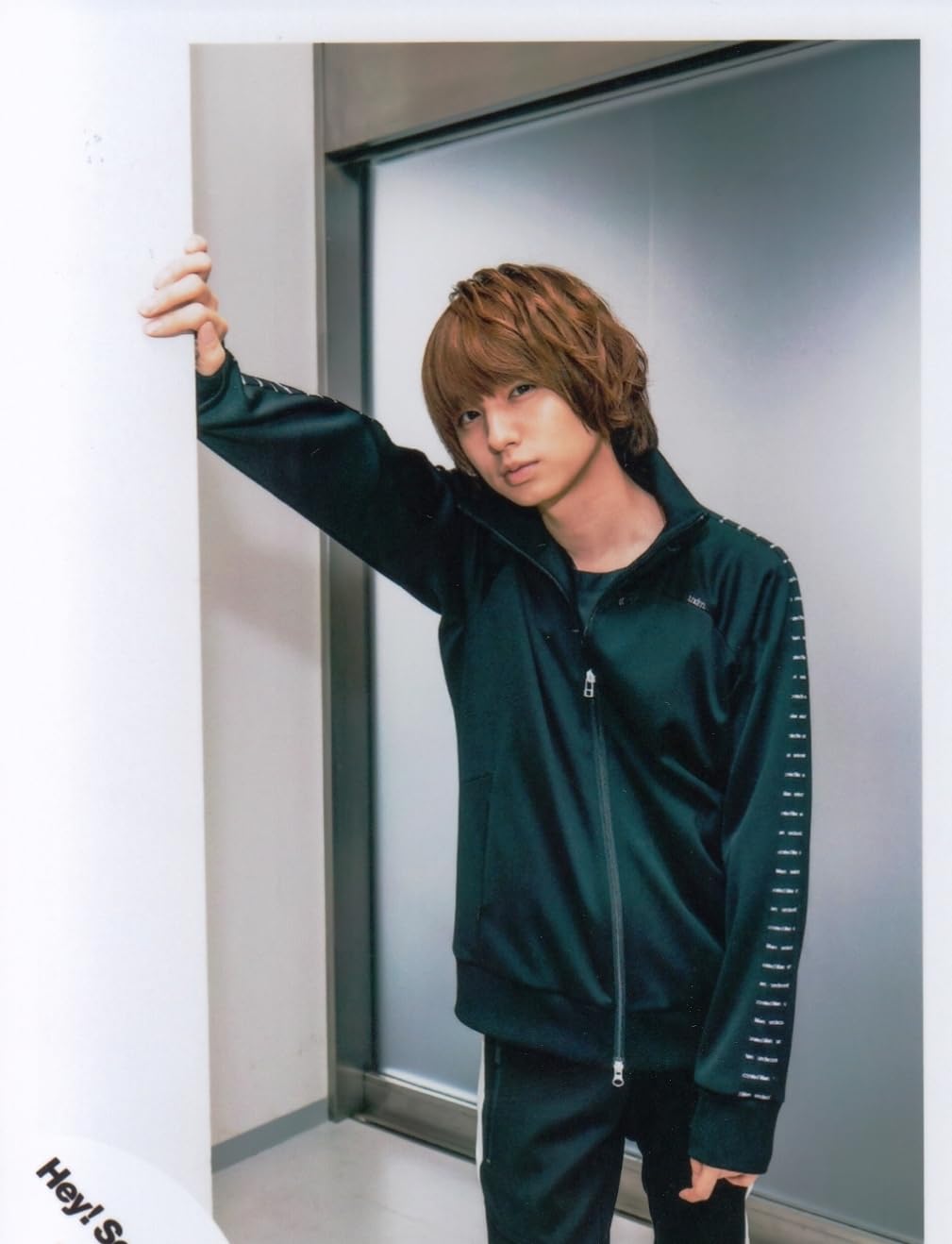 Amazon.co.jp: Hey! Say! JUMP 公式生写真 （伊野尾慧）HI00087 : Toys