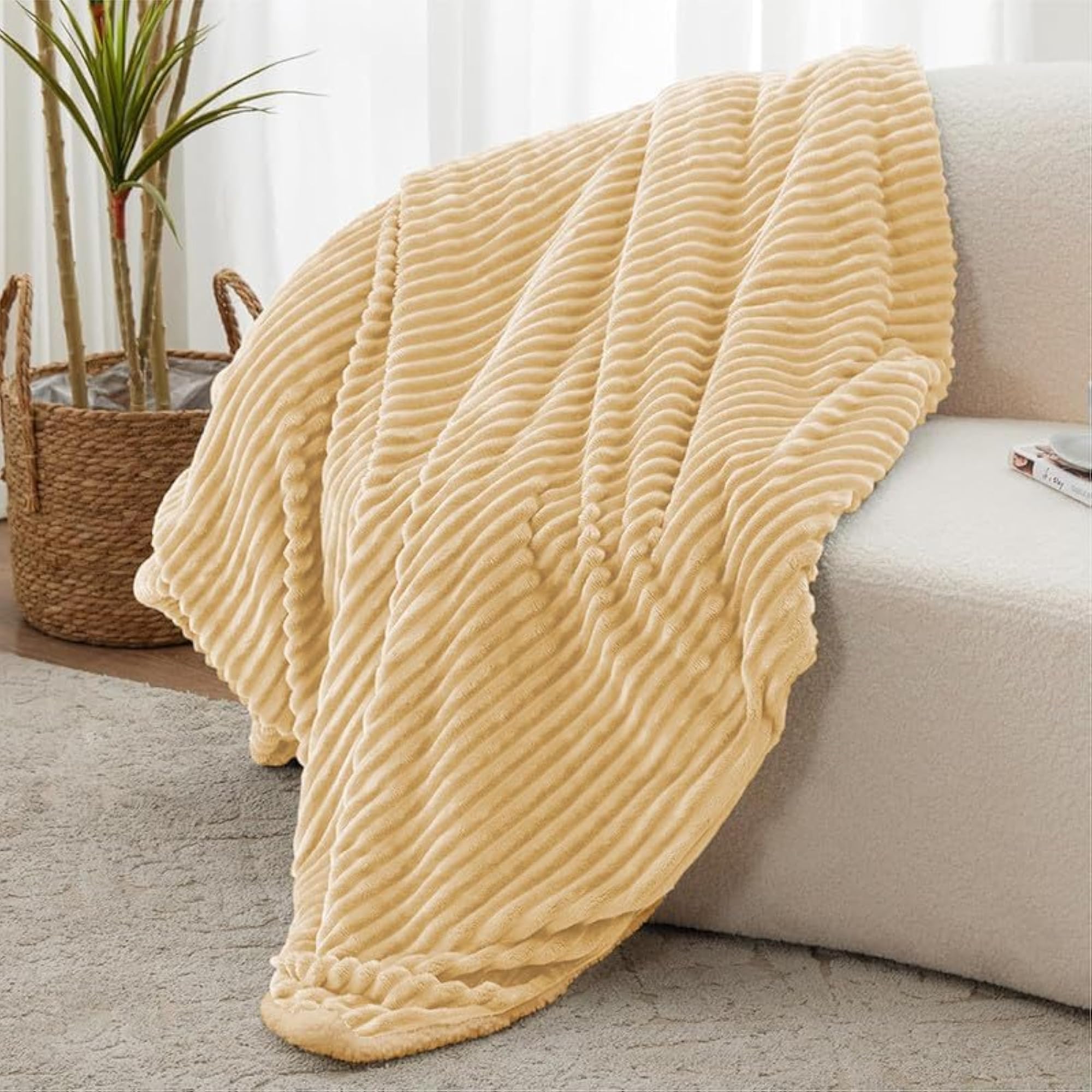 Pencil Pattern Flannel Fleece Sherpa Blanket for Cozy Comfort