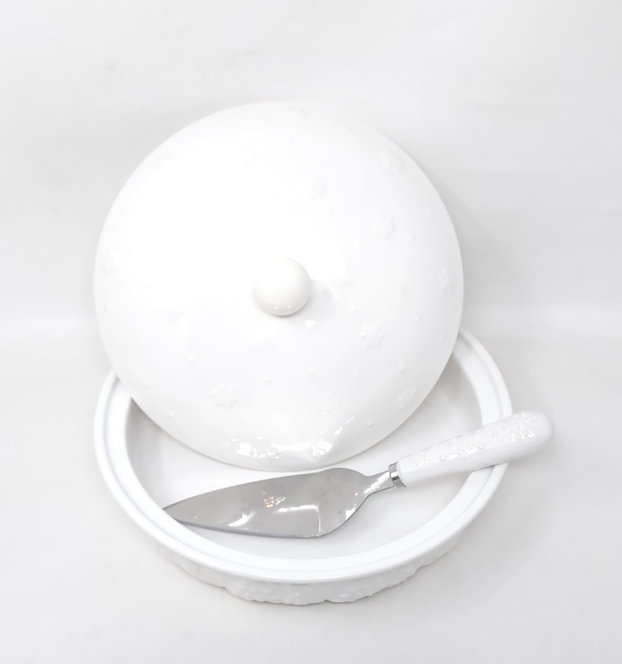 Temp-tations Covered Baker or Pie Pan w/Pie Server, Deep Dish (Frosty Forest White), 10.5x2.4