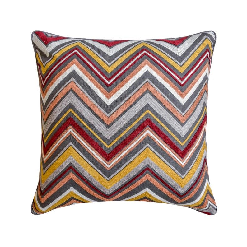 The HomeCentric Fall Décor Toss Cushion Cover Burgundy Pack of 2, 60x60 cm Velvet Cut Velvet, Chevron, Burgundy Sofa Cushion Covers, Chevron Modern Style - Amber Chevron