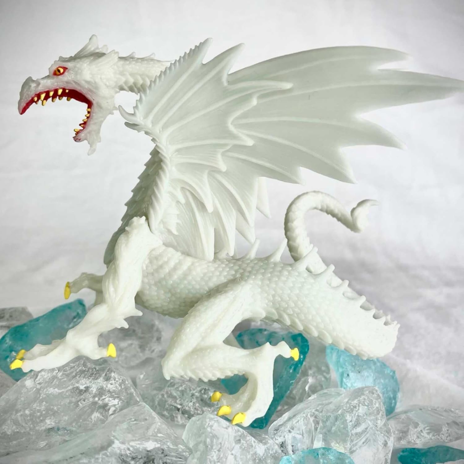 Safari Ltd. Glow-in-the-Dark Snow Dragon Figurine - Detailed 6" Model Figure - Fun Educational Fantasy Play Toy for Boys, Girls & Kids Ages 4+