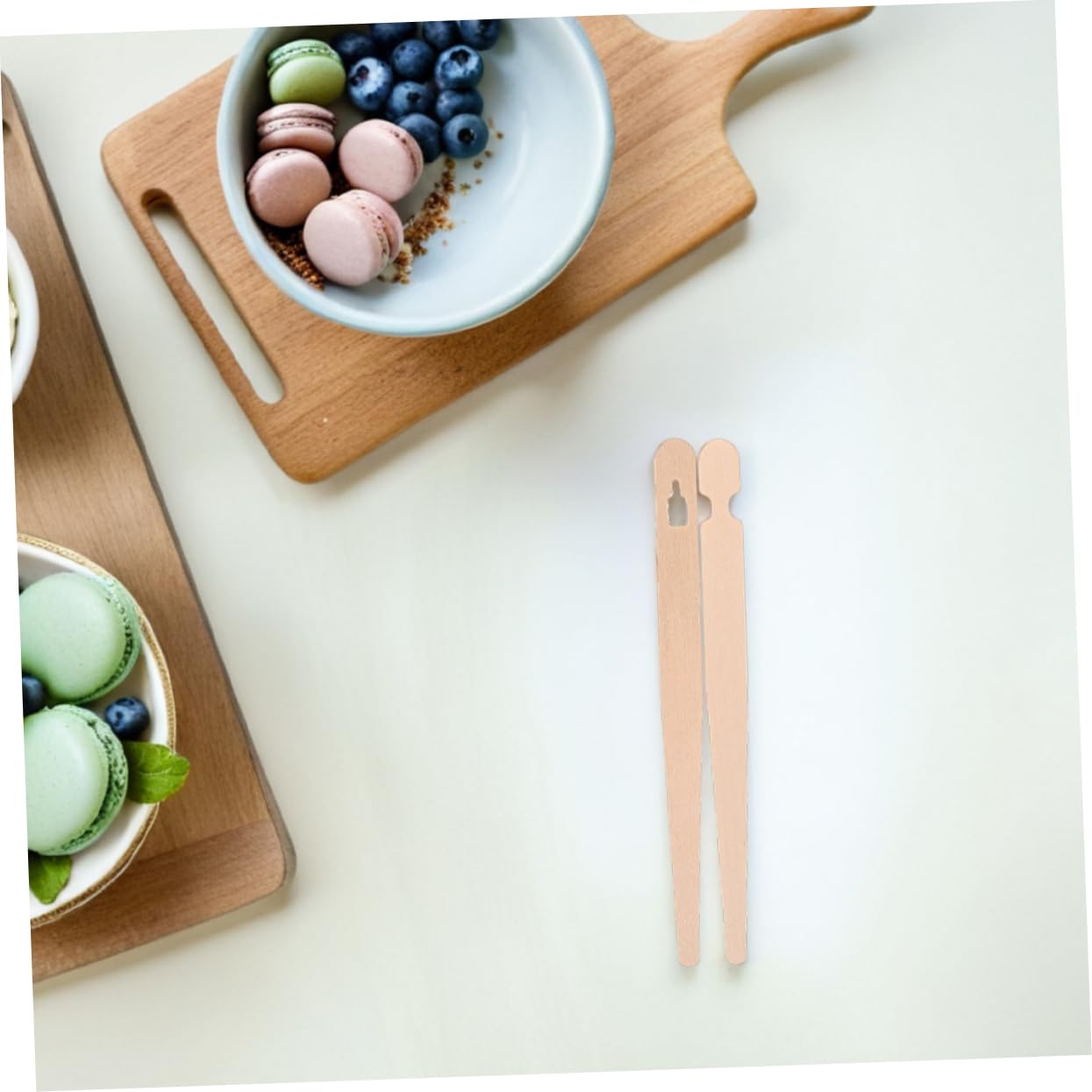 Hohopeti 200 Paires Pinces pour Cuisine Formateurs de Baguettes Jetables Outils Plates pour Garçon Fille et Adultes Pinces Pâtisseries Design Ergonomique et Antidérapant