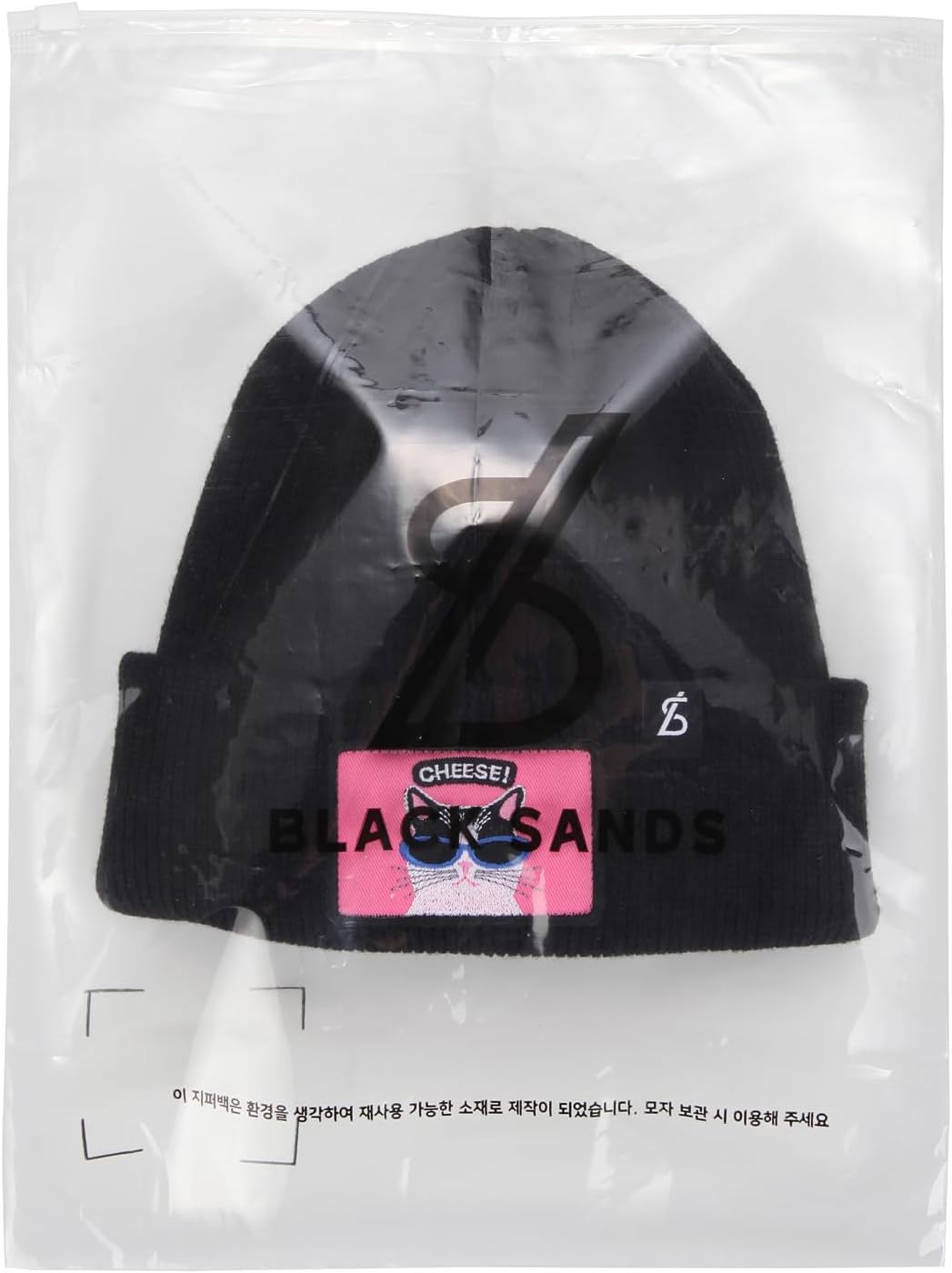 Black Sands Animal Wappen Beanie - Image 7