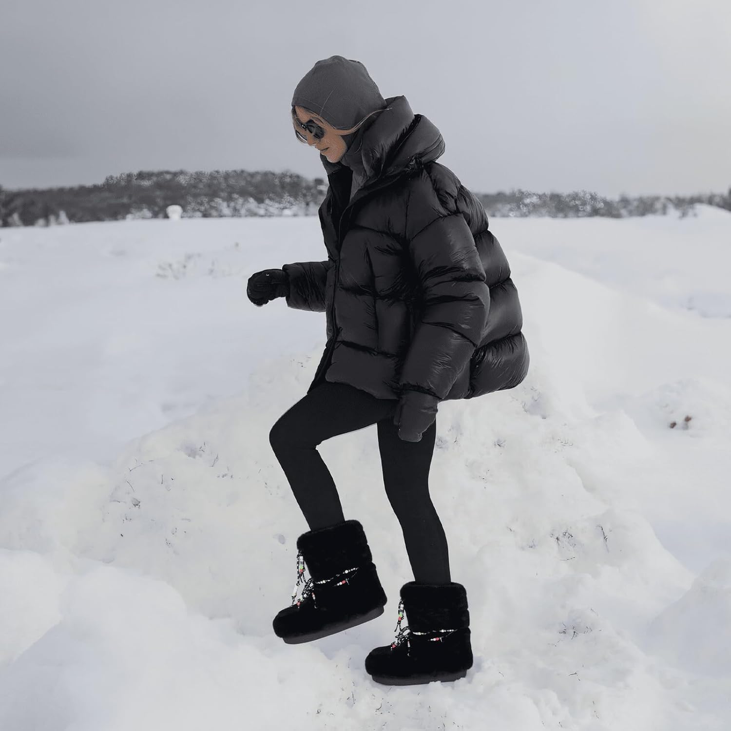Women Snow Boots Faux Fur Mid Calf Boots Lace-up Fluffy Fuzzy Warm Comfortable Non-slip Round Toe Winter Flats Shoes